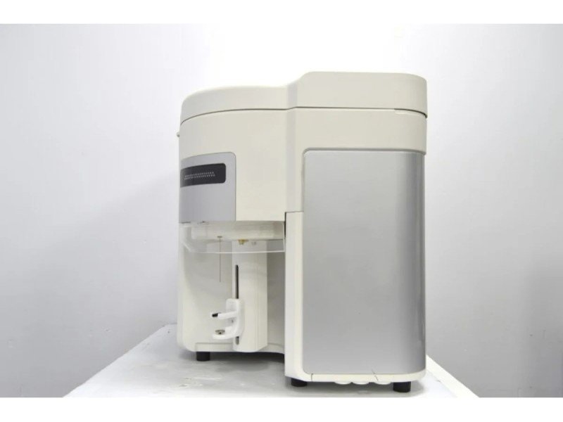 Thermo Attune CytPix Acoustic Focusing Cytometer (3)Lasers/(11) Colors/(13)Detectors w/ CytKick Max Autosampler and External Fluid Supply Thermo Attune CytPix Acoustic Focusing Cytometer (3)Lasers/(11) Colors/(13)Detectors w/ CytKick Max Autosampler and External Fluid Supply