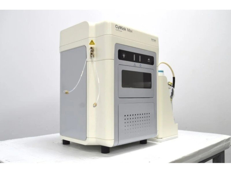 Thermo Attune CytPix Acoustic Focusing Cytometer (3)Lasers/(11) Colors/(13)Detectors w/ CytKick Max Autosampler and External Fluid Supply Thermo Attune CytPix Acoustic Focusing Cytometer (3)Lasers/(11) Colors/(13)Detectors w/ CytKick Max Autosampler and External Fluid Supply