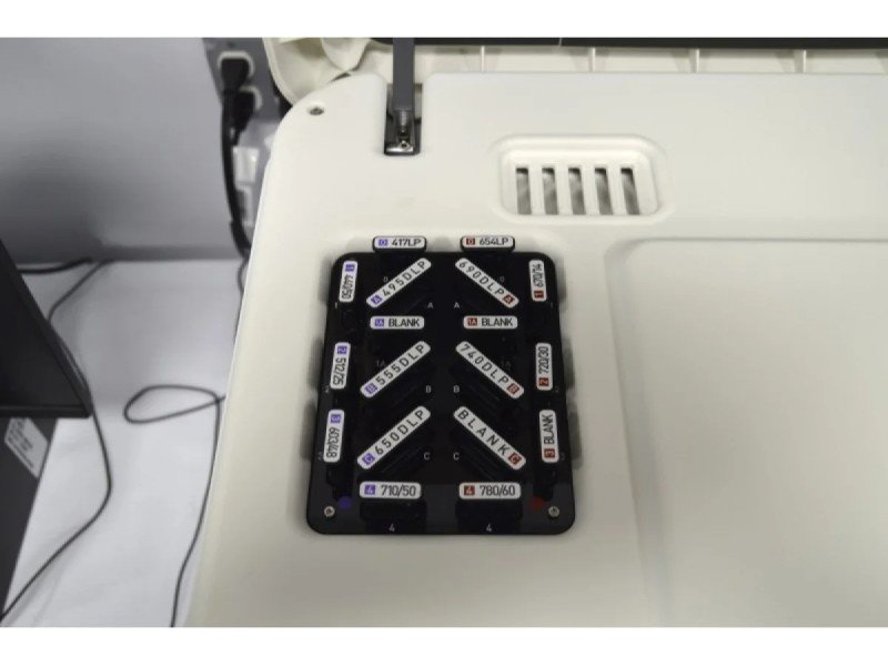 Thermo Attune CytPix Acoustic Focusing Cytometer (3)Lasers/(11) Colors/(13)Detectors w/ CytKick Max Autosampler and External Fluid Supply Thermo Attune CytPix Acoustic Focusing Cytometer (3)Lasers/(11) Colors/(13)Detectors w/ CytKick Max Autosampler and External Fluid Supply