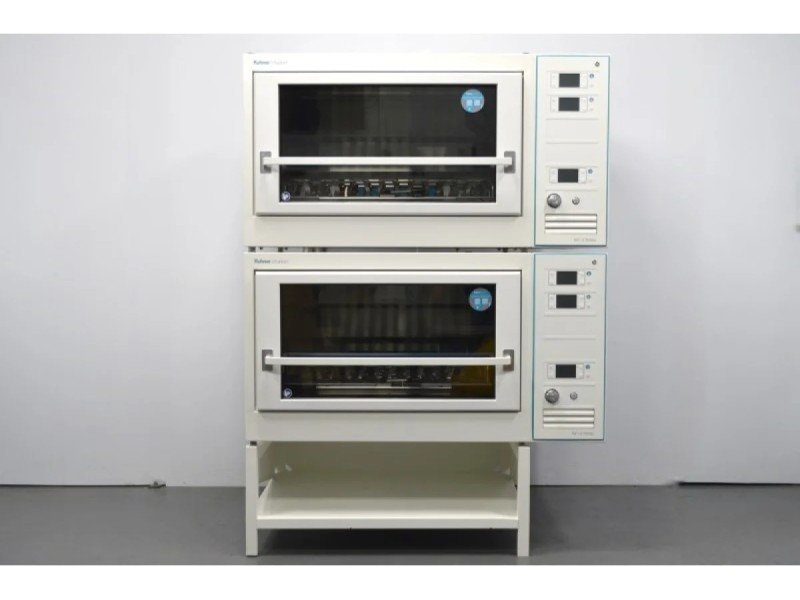 Kuhner ISF1-Z Peltier Double Stack Incubator Shaker with Temp/Cooling and Humidity Control