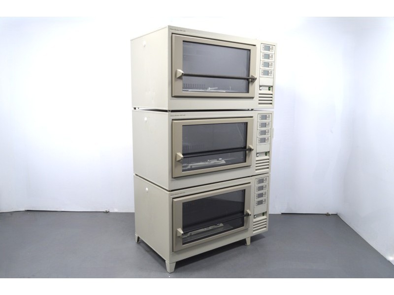 Kuhner Climo-Shaker ISF1-XC Triple Incubator Shaker with Temperature, Humidity & C02 Control