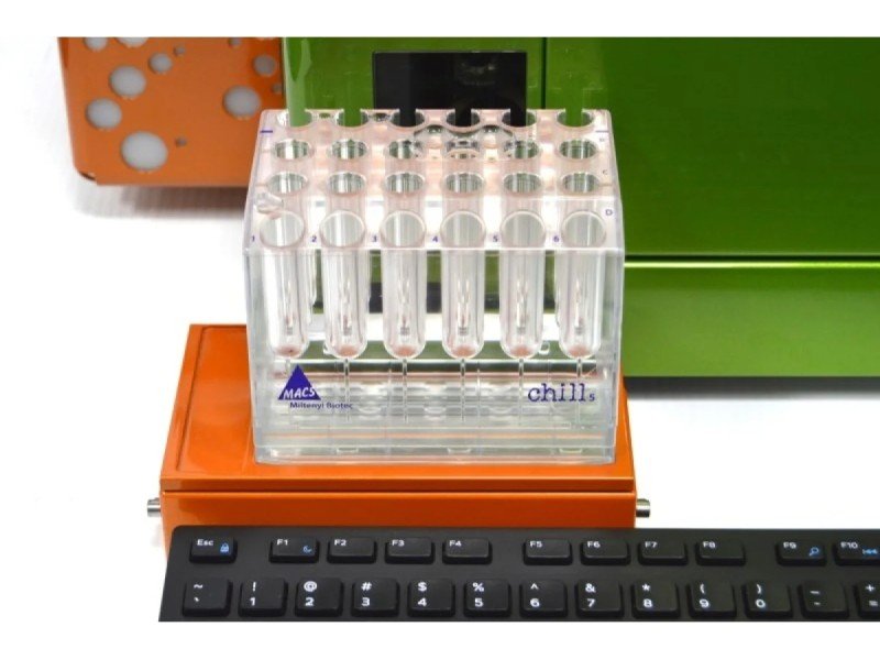 Miltenyi MACSQuant VYB Flow Cytometer (3)Lasers/(8)Colors/(10)Detectors