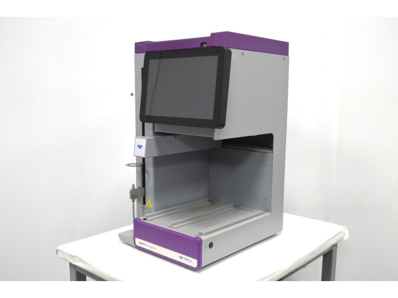 Teledyne Isco CombiFlash NextGen 300+ UV Chromatography System w/ ELSD Detector Includes 2 Racks
