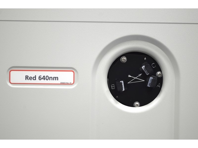 BD FACSLyric Flow Cytometer (3)Lasers(12)Colors/(14)Detectors with 30-tube Universal Loader