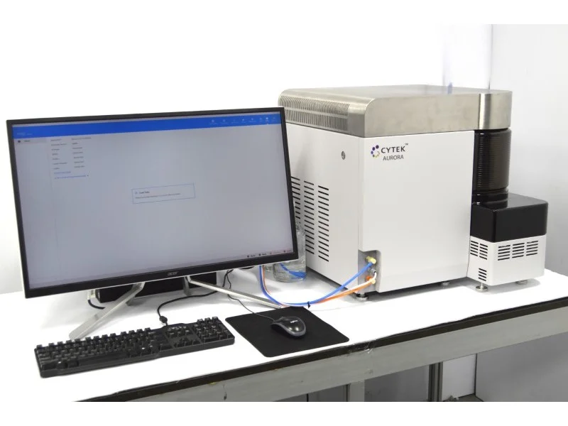 Cytek Aurora Spectral Flow Cytometry System (5) Lasers/ (64 ...