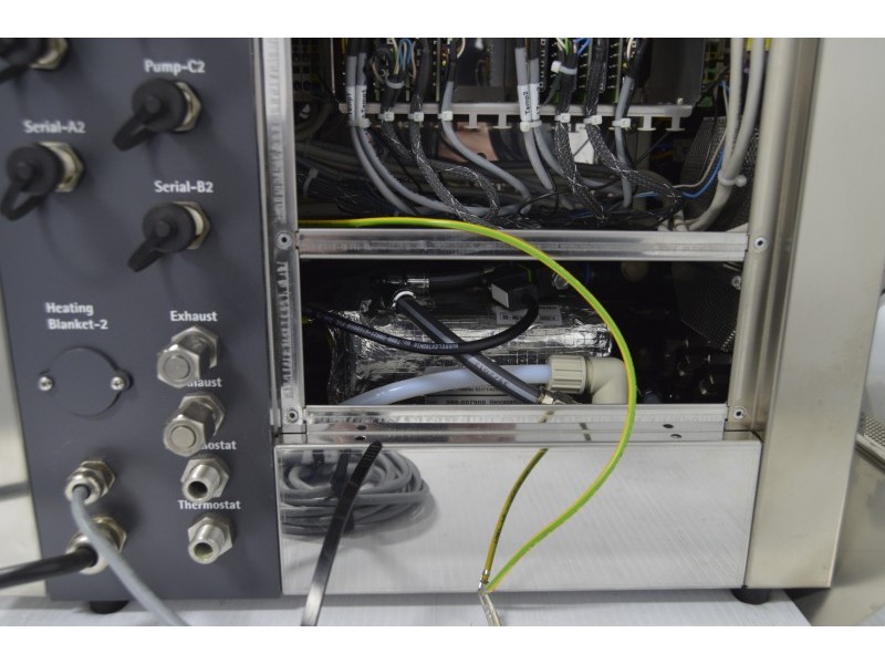 Sartorius Stedim Biostat B Twin Bioreactor for Cell Cultures with 2 Liter Jacketed Autoclavable Reactor Vessels