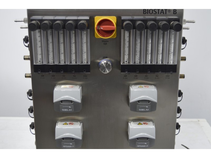 Sartorius Stedim Biostat B Twin Bioreactor for Cell Cultures with 2 Liter Jacketed Autoclavable Reactor Vessels