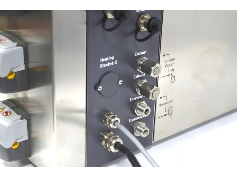 Sartorius Stedim Biostat B Twin Bioreactor for Cell Cultures with 2 Liter Jacketed Autoclavable Reactor Vessels