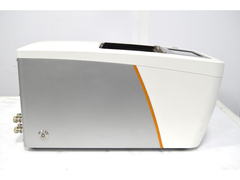 Axion Biosystems Maestro Pro MEA System