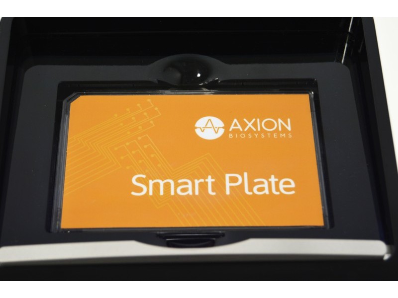 Axion Biosystems Maestro Pro MEA System