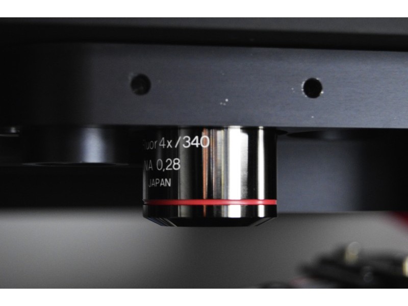 Bruker Berkeley Lights Beacon Single-Cell Cellular Analysis Optofluidic System (CAS 2.4 Premium)