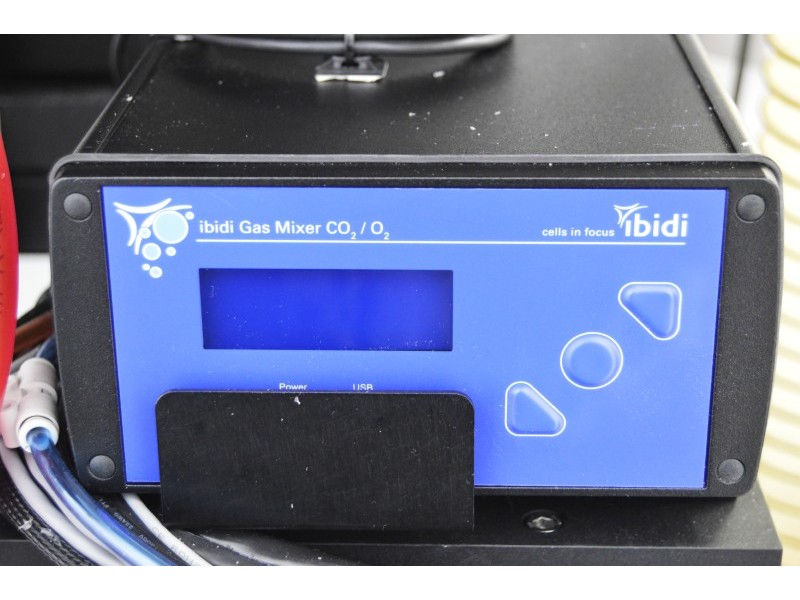 Bruker Berkeley Lights Beacon Single-Cell Cellular Analysis Optofluidic System (CAS 2.4 Premium)