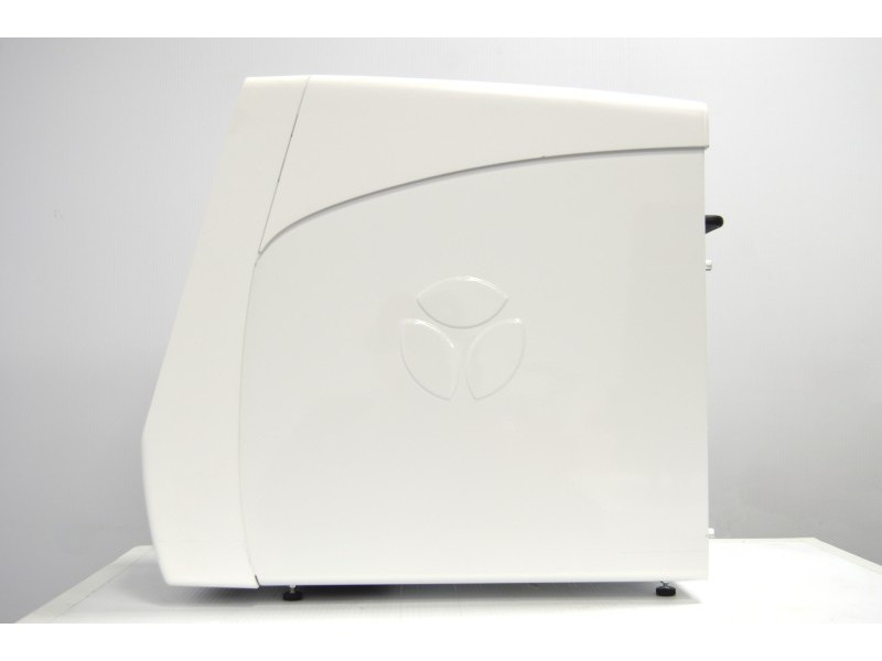 Olink Signature Q100 Protein Analyzer