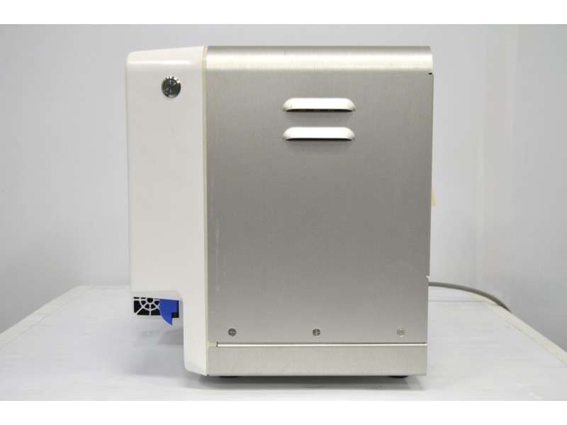 NanoCellect Biomedical Wolf G2 Cell Sorter w/ Chiller-Stirrer Accessory