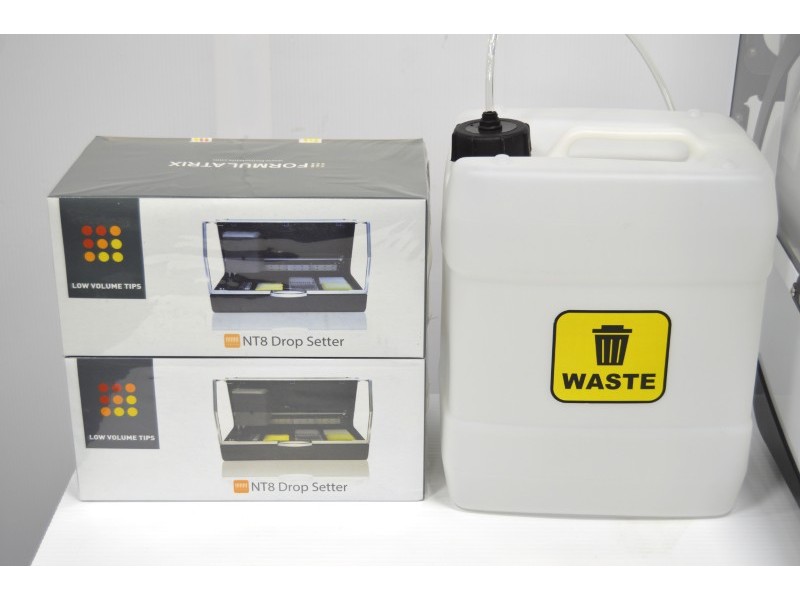 Formulatrix NT8 Automated Nanoliter-scale Liquid Handling System 