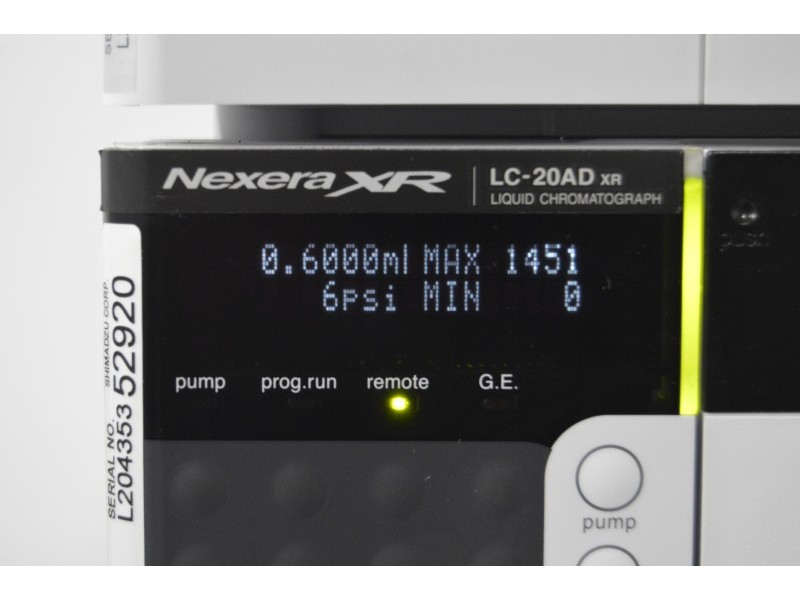 Shimadzu UHPLC System (Nexera Hybrid) with Dual LC‑20ADXR Pumps, X2 SIL-30AC and SPD‑40 UV-VIS Detector