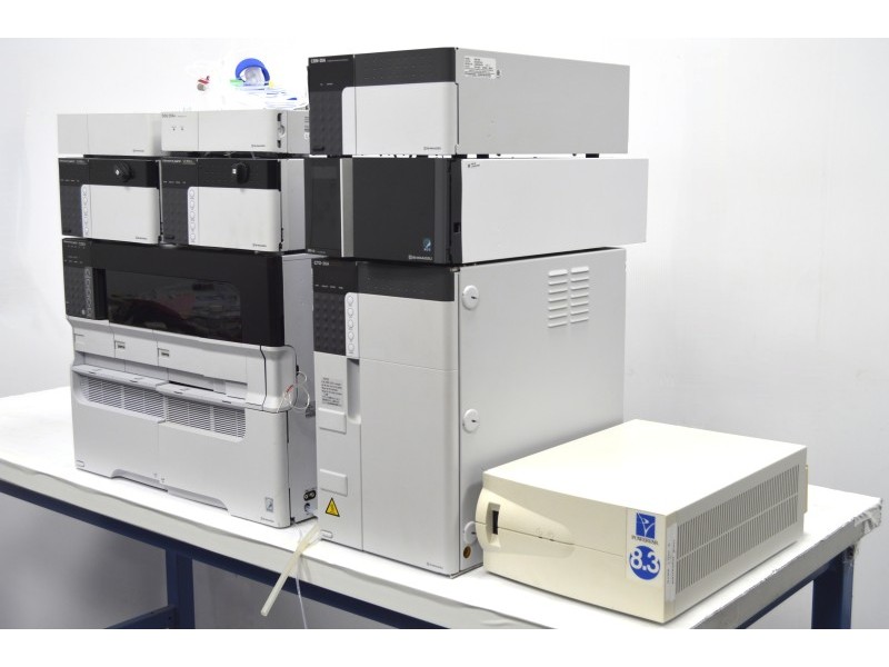 Shimadzu UHPLC System (Nexera Hybrid) with Dual LC‑20ADXR Pumps, X2 SIL-30AC and SPD‑40 UV-VIS Detector