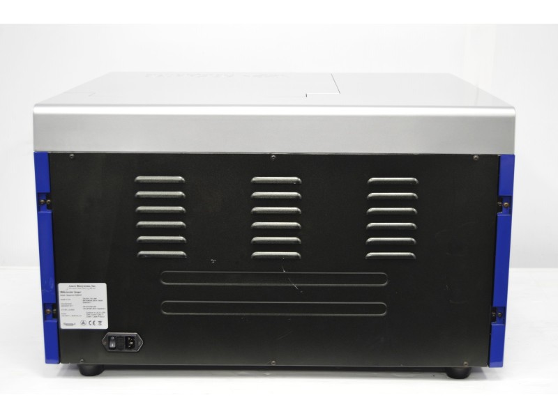 Azure Biosystems Sapphire RGBNIR Biomolecular Imager w/ Chemiluminescent Upgrade Unit 2