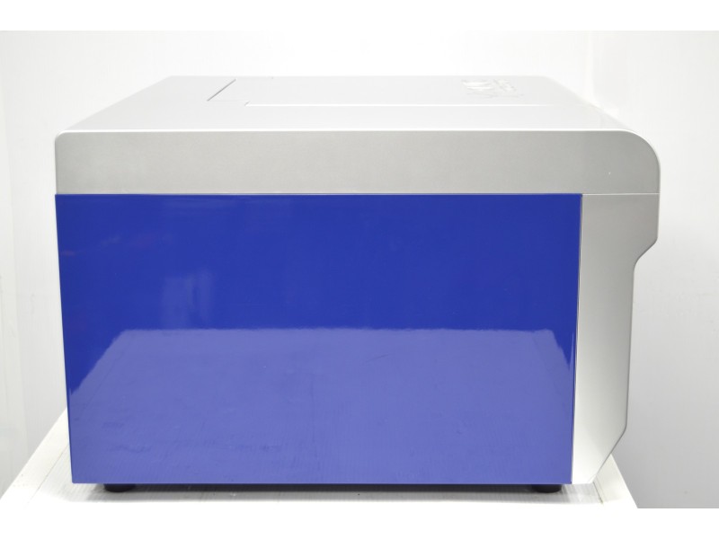 Azure Biosystems Sapphire RGBNIR Biomolecular Imager w/ Chemiluminescent Upgrade Unit 2