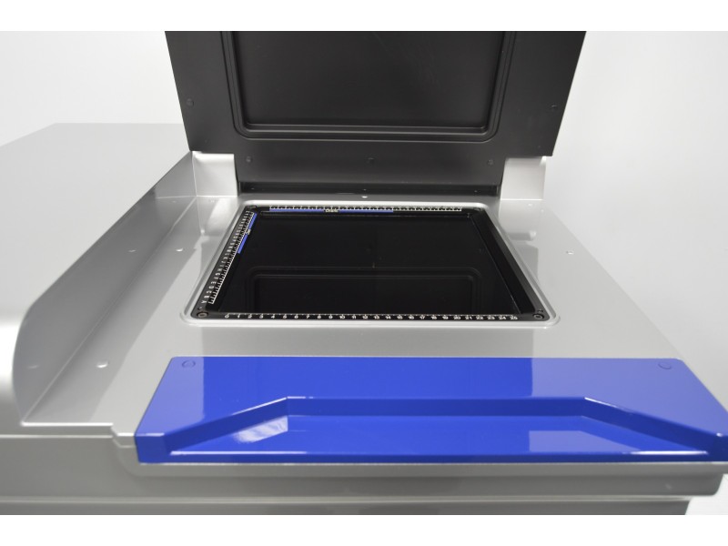 Azure Biosystems Sapphire RGBNIR Biomolecular Imager w/ Chemiluminescent Upgrade Unit 2
