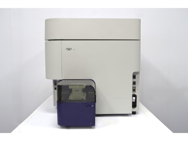 BD FACSLyric IVD Flow Cytometer (3)Lasers(12)Colors/(14)Detectors with 30-Tube Universal Loader