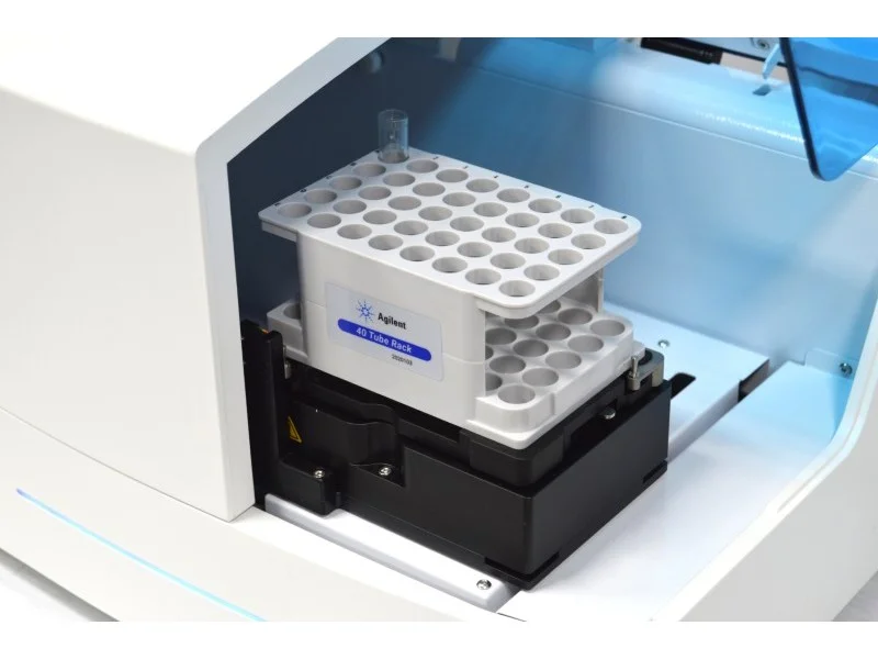 Agilent NovoCyte Quanteon Flow Cytometer (4)Lasers/(25)Colors/(27 ...
