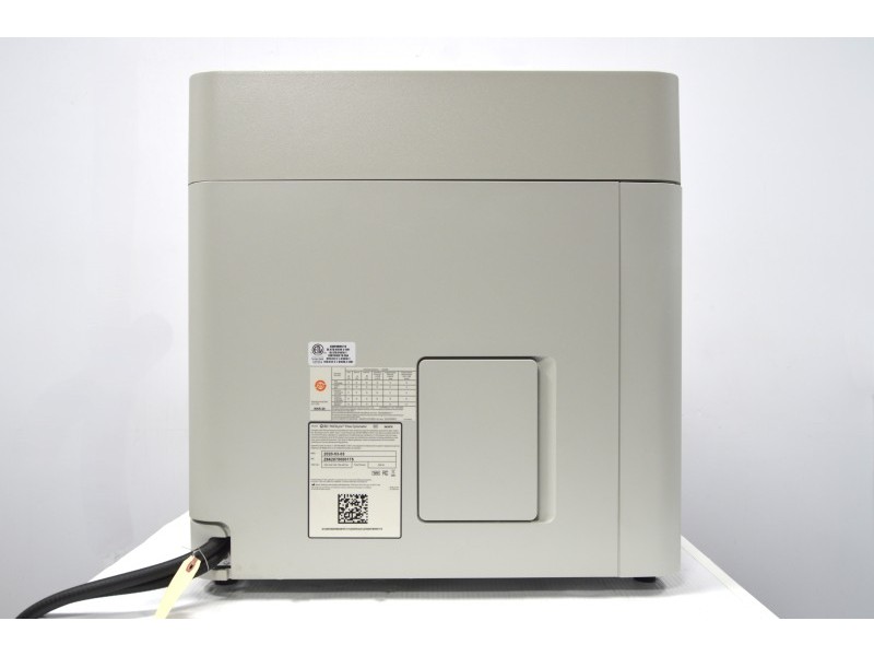 BD FACSLyric IVD Flow Cytometer (3)Lasers(10)Colors/(12)Detectors with 30-Tube Universal Loader Unit 3