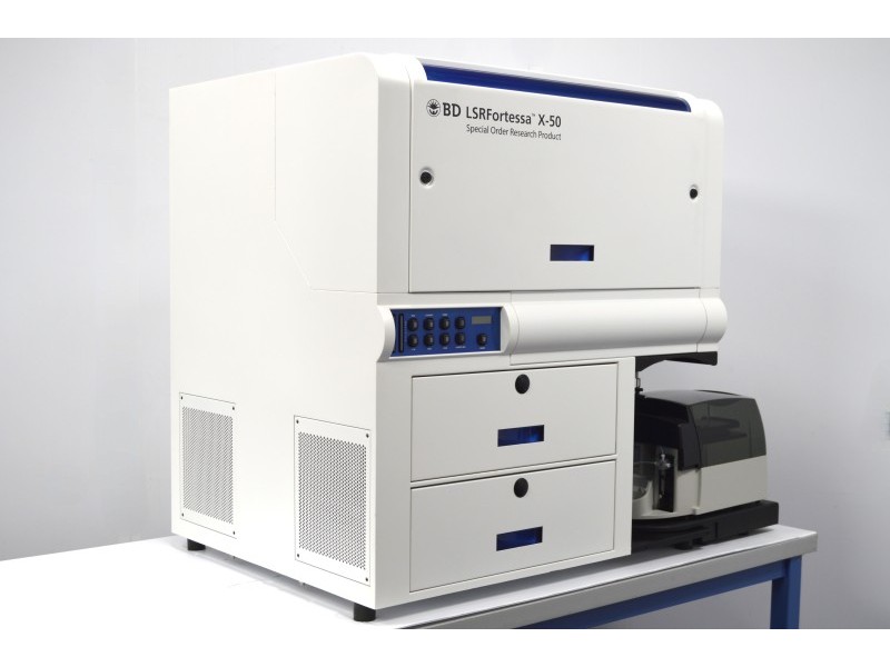 BD LSRFortessa A5 (X-50) Cell Analyzer Flow Cytometer (5)Lasers/(28)Colors/(30)Detectors w/ HTS Sampler & Supply System