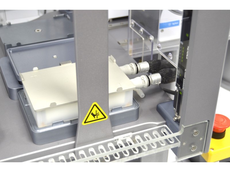 Agilent Bravo NGS Workstation Liquid Handler w/ BenchCel, Labware MiniHub, Multi TEC Control, Thermo Cube and Robot Disable Hub