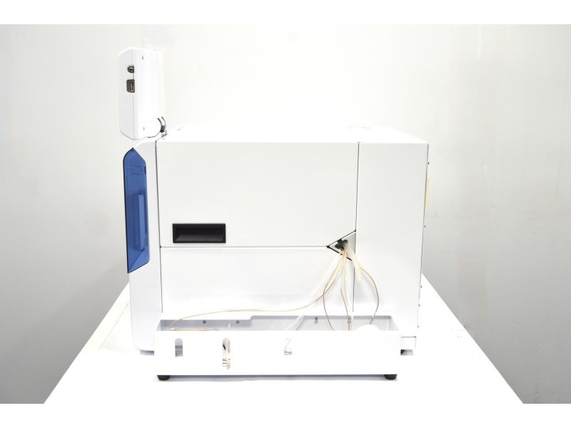 Xylem YSI 2950D Biochemistry Analyzer w 2 Biosensosr and 1 ISE Modules