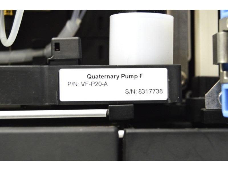 Thermo Scientific Vanquish Flex Quaternary UHPLC System with Variable Wavelength Detector