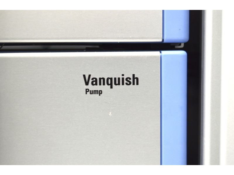 Thermo Scientific Vanquish Flex Quaternary UHPLC System with Variable Wavelength Detector