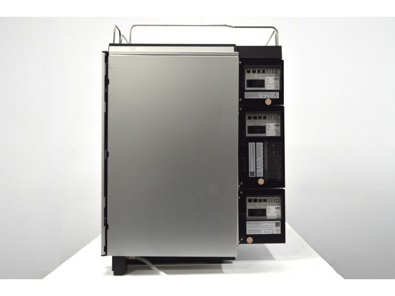 Thermo Scientific Vanquish Flex Quaternary UHPLC System with Variable Wavelength Detector