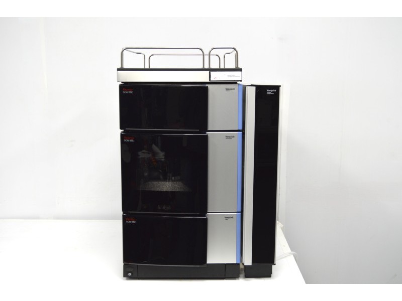 Thermo Scientific Vanquish Flex Quaternary UHPLC System with Variable Wavelength Detector