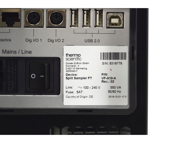 Thermo Scientific Vanquish Flex Quaternary UHPLC System with Variable Wavelength Detector