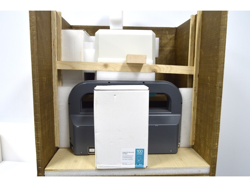 BRAND NEW SPT Labtech Dragonfly Discovery Liquid Handler w/ 3 Dispensing Heads