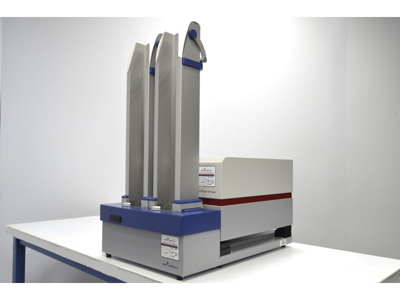 BMG Labtech FLUOstar Omega Microplate Reader w/ Stacker III