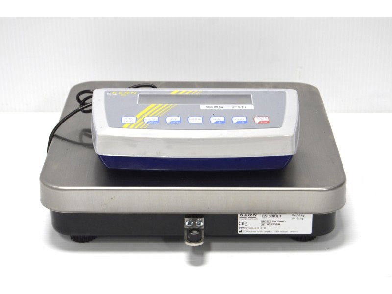 Infors HT Labfors 5 Bench-Top Bioreactor System for Microorganisms 3-Fold, Jacketed 3.6 L Vessels