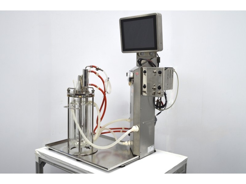 Infors HT Labfors 5 Bench-Top Bioreactor System for Microorganisms 3-Fold, Jacketed 3.6 L Vessels