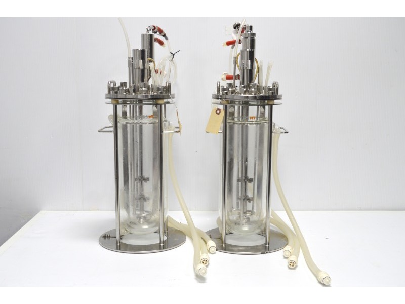 Infors HT Labfors 5 Bench-Top Bioreactor System for Microorganisms 2-Fold, Jacketed 3.6 L Vessels