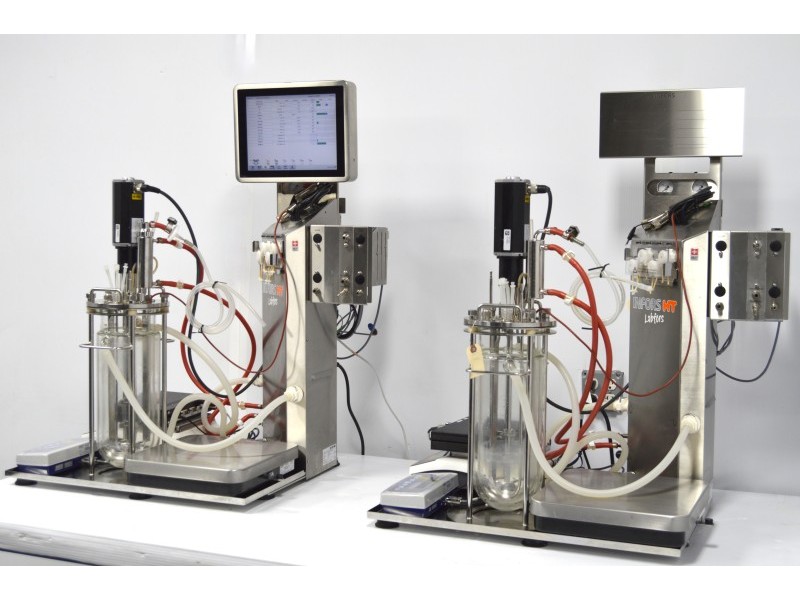 Infors HT Labfors 5 Bench-Top Bioreactor System for Microorganisms 2-Fold, Jacketed 3.6 L Vessels