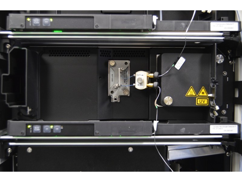 Thermo Scientific Vanquish Flex Quaternary UHPLC System with Variable Wavelength and Fluorescence Detectors
