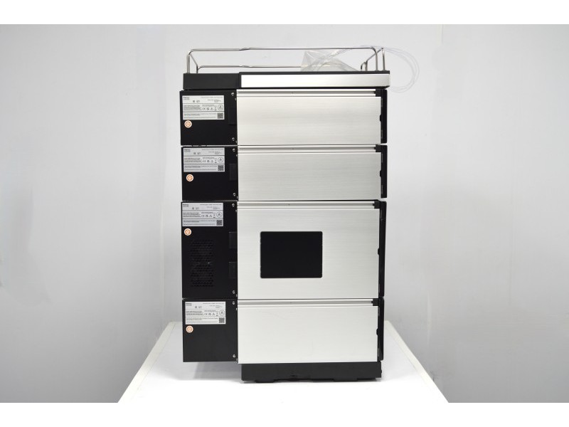 Thermo Scientific Vanquish Flex Quaternary UHPLC System with Variable Wavelength and Fluorescence Detectors