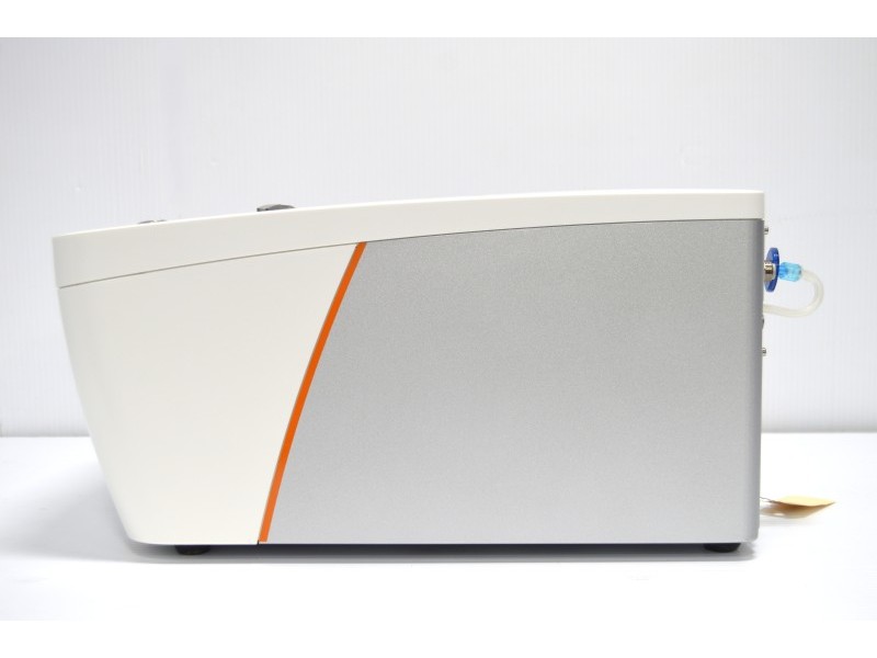 Axion Biosystems Maestro Pro MEA System