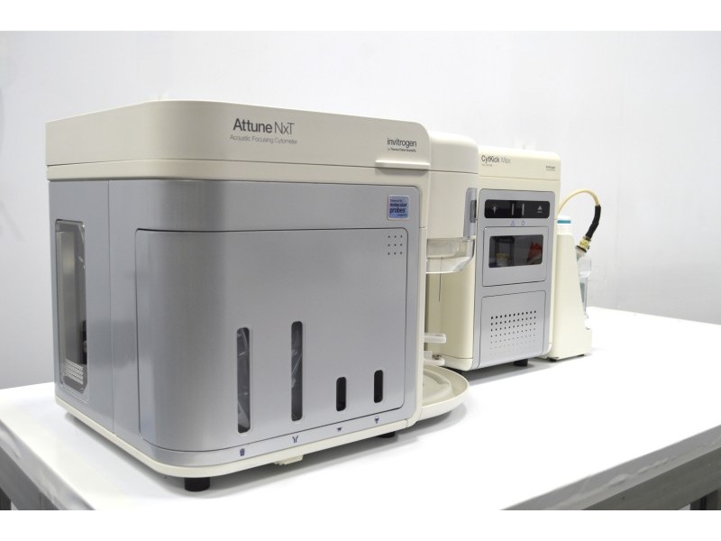 Thermo Attune NxT Acoustic Focusing Cytometer (4)Lasers/(14) Colors/(16)Detectors w/Cytkick MAX Autosampler - Made in 2023
