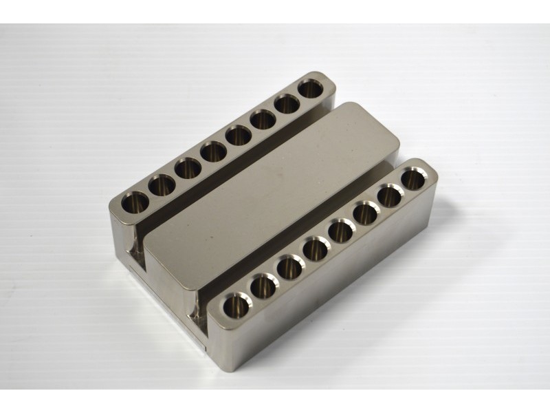 Thermo Attune NxT Acoustic Focusing Cytometer (4)Lasers/(14) Colors/(16)Detectors w/Cytkick MAX Autosampler - Made in 2023