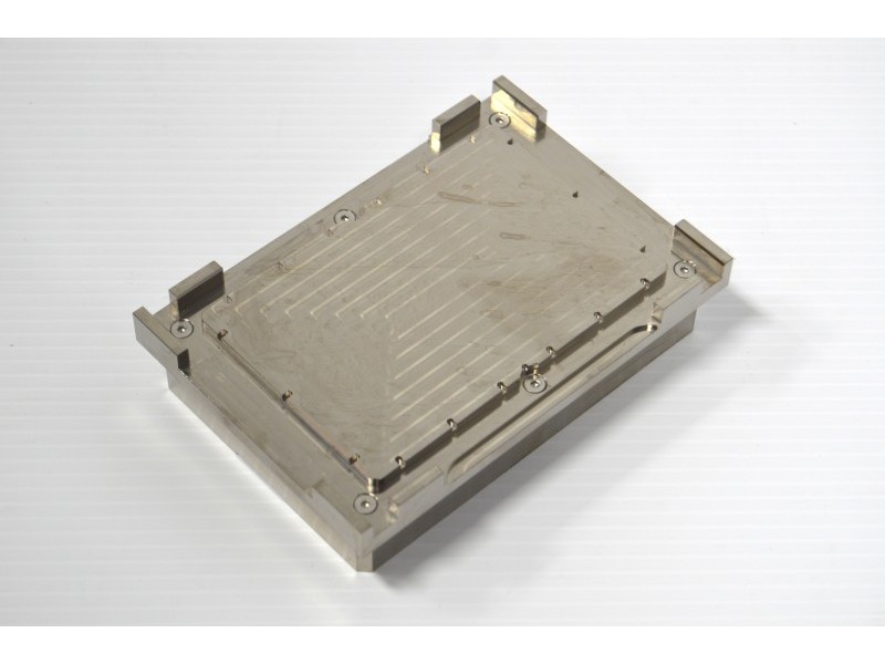 Thermo Attune NxT Acoustic Focusing Cytometer (4)Lasers/(14) Colors/(16)Detectors w/Cytkick MAX Autosampler - Made in 2023