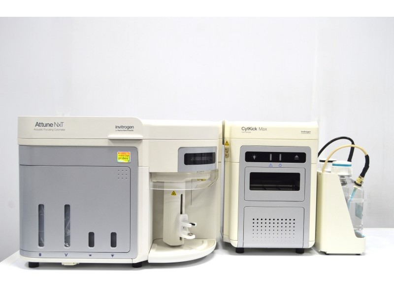 Thermo Attune NxT Acoustic Focusing Cytometer (4)Lasers/(14) Colors/(16)Detectors w/Cytkick MAX Autosampler - Made in 2023