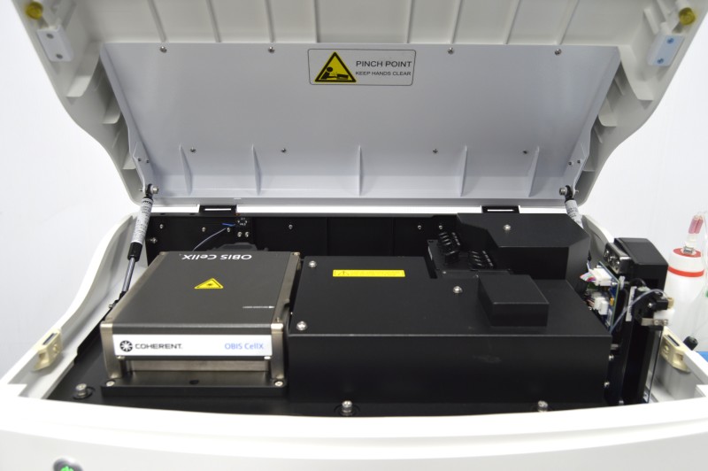 Agilent NovoCyte Quanteon Flow Cytometer (4)Lasers/(25)Colors/(27 ...